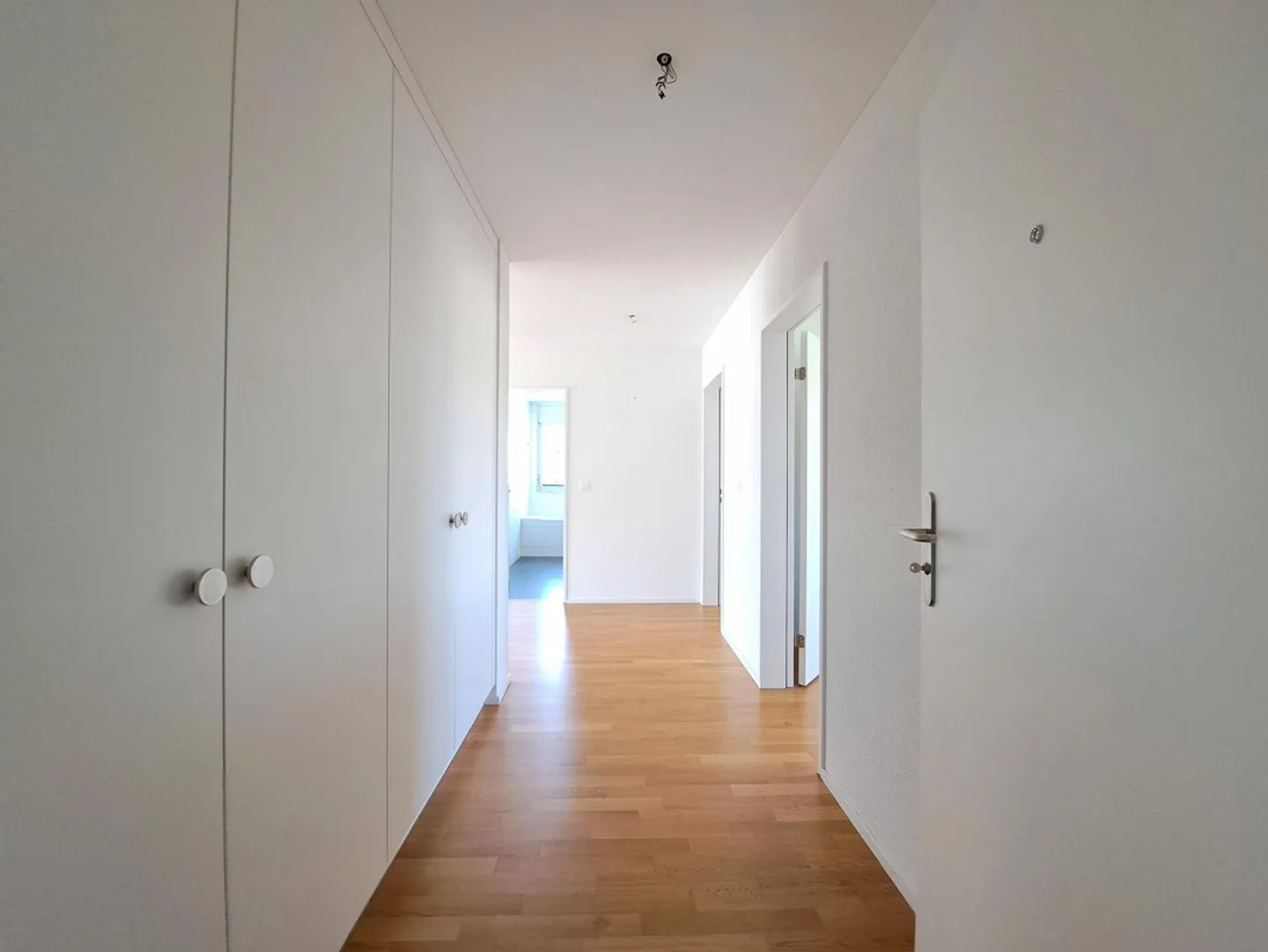 Helle, grosszügige Wohnung im Dorfkern - Foto 4 von 10