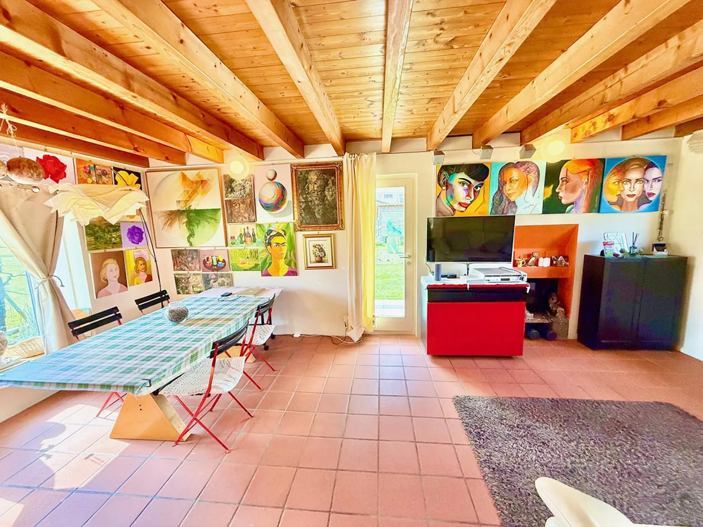 Einfamilienhaus mit Garten und Blick auf die Berge - Foto 5 von 23
