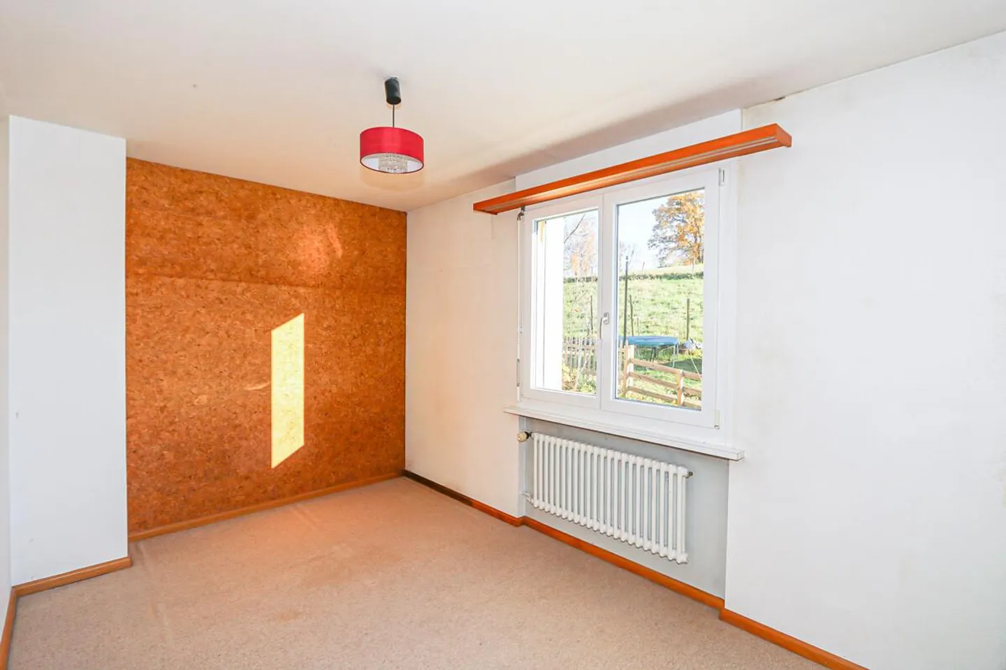 Semi-Detached House with Unobstructed Panorama View - Photo 15 of 17