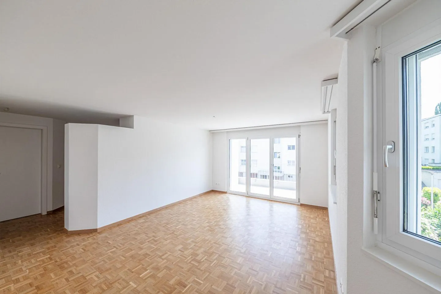 Appartamento luminoso e moderno - Foto 3 di 9