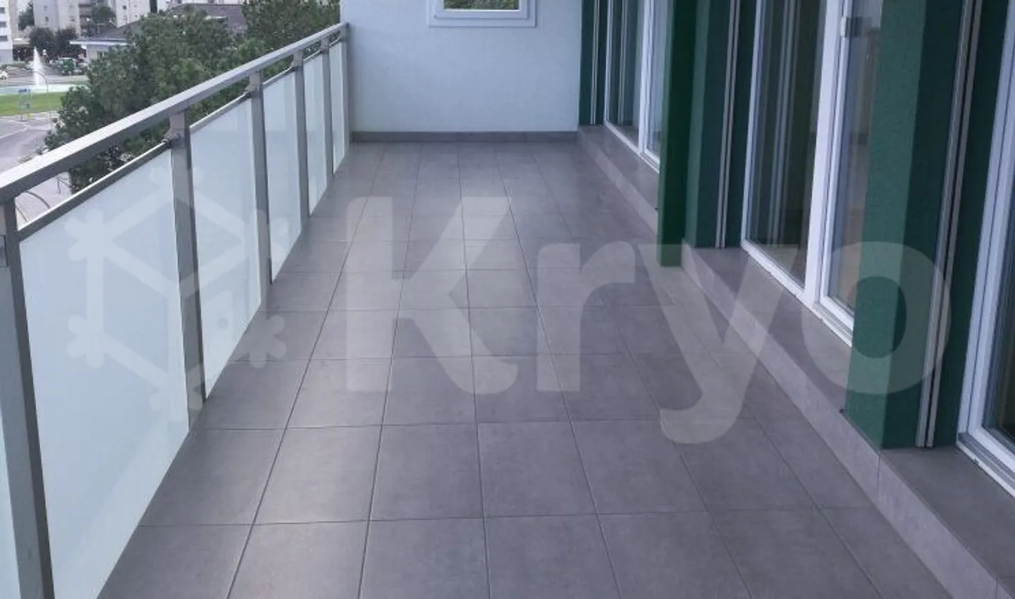 Appartement spacieux avec grand balcon - Photo 4 sur 7