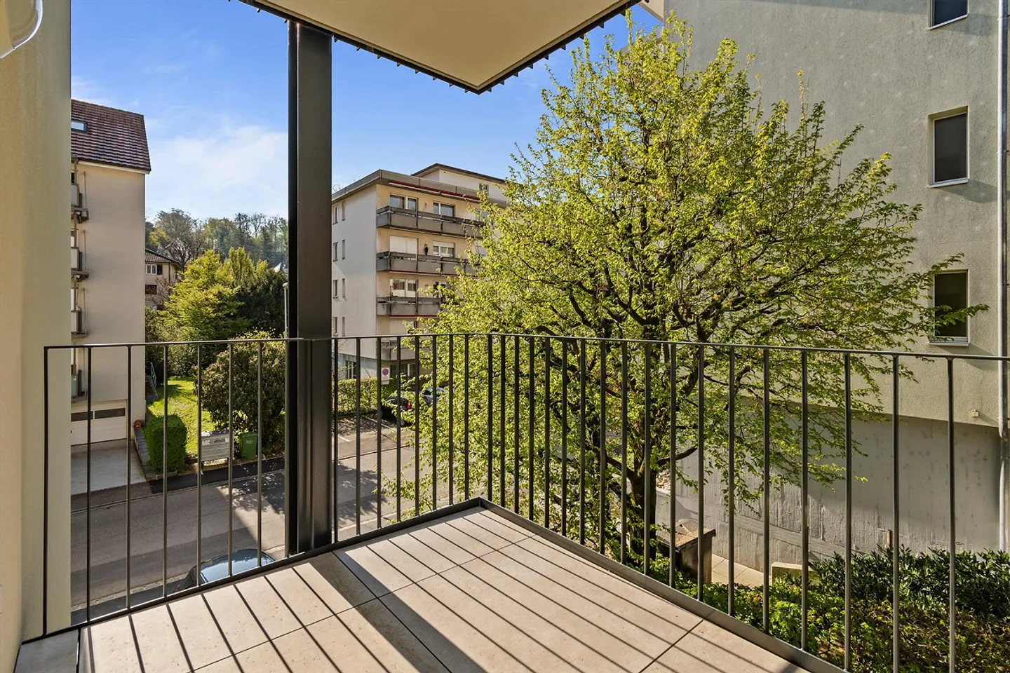 Moderne 2.5-Zimmerwohnung - Foto 9 von 10