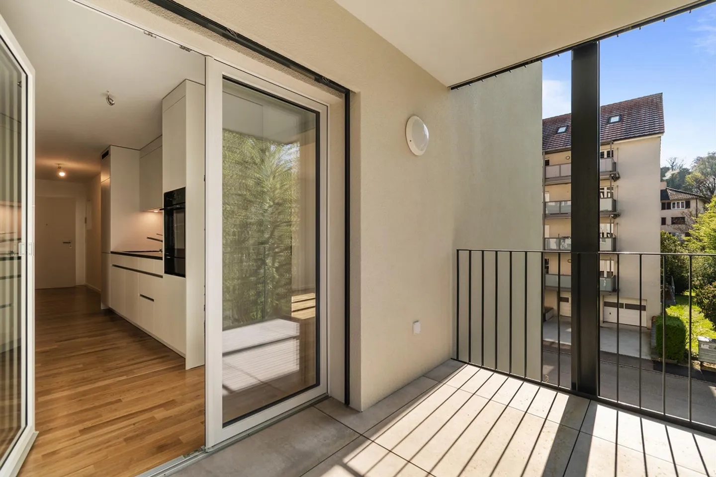 Moderne 2.5-Zimmerwohnung - Foto 10 von 10