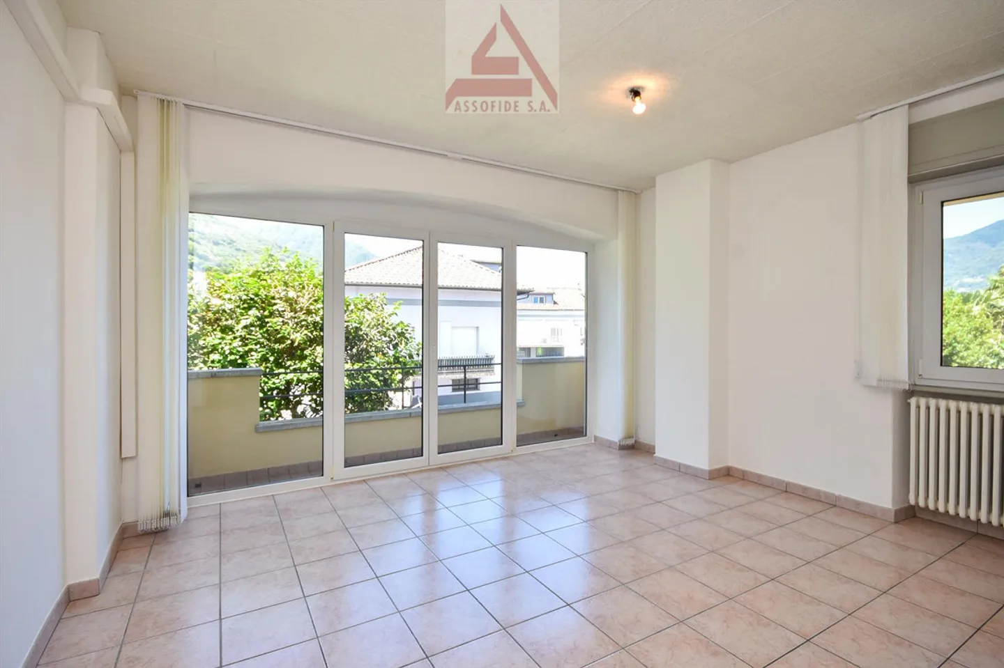 Charmantes Einfamilienhaus in Cadenazzo - Foto 3 von 7