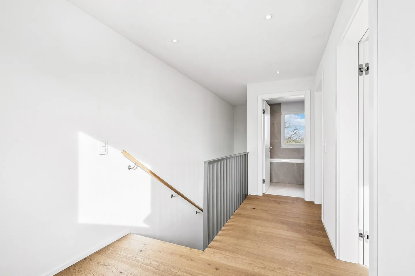 Clé en main : Stylé et avec une belle vue (B) - Photo 5 sur 17