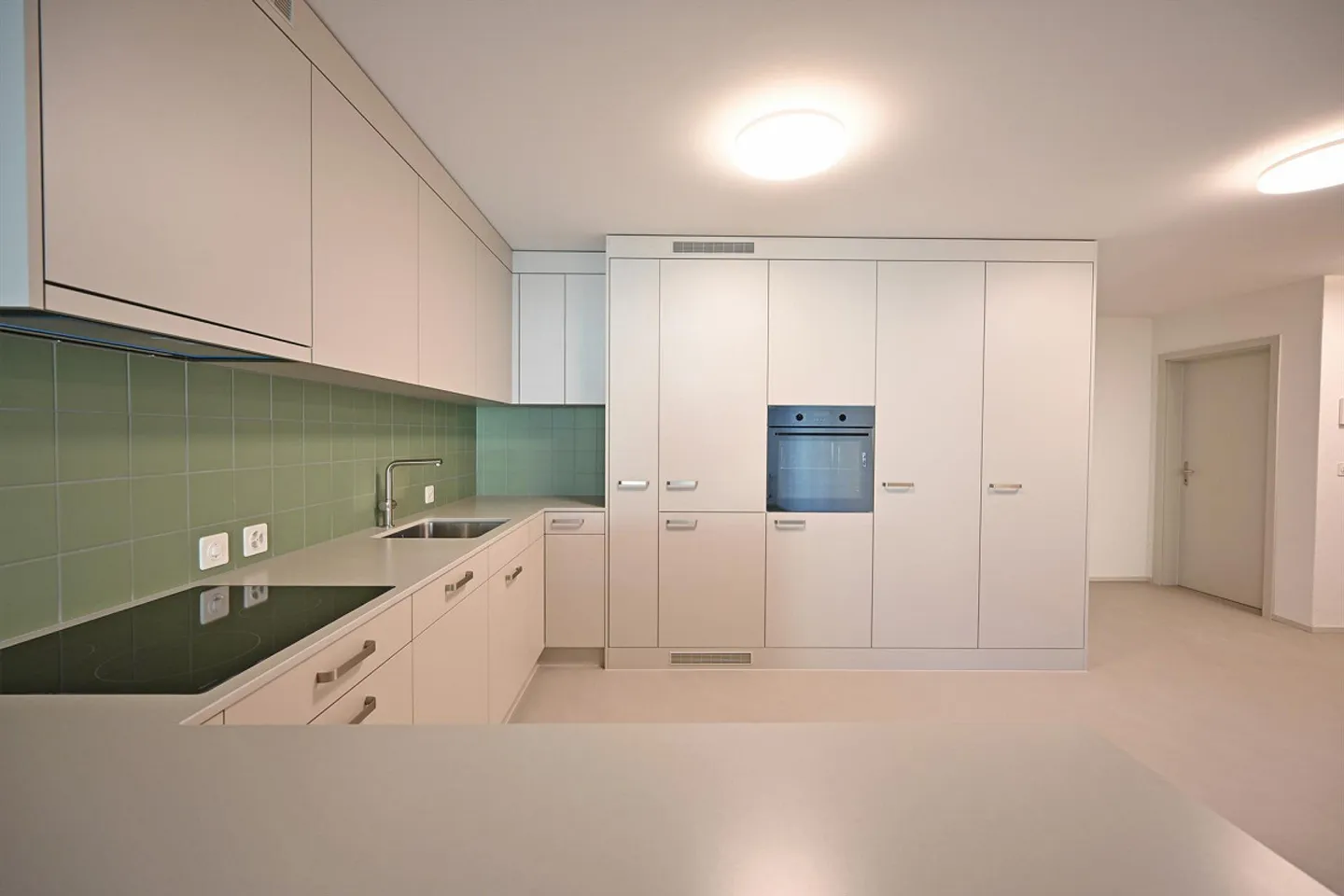 Appartamento moderno vicino a Eigerplatz - Foto 2 di 9