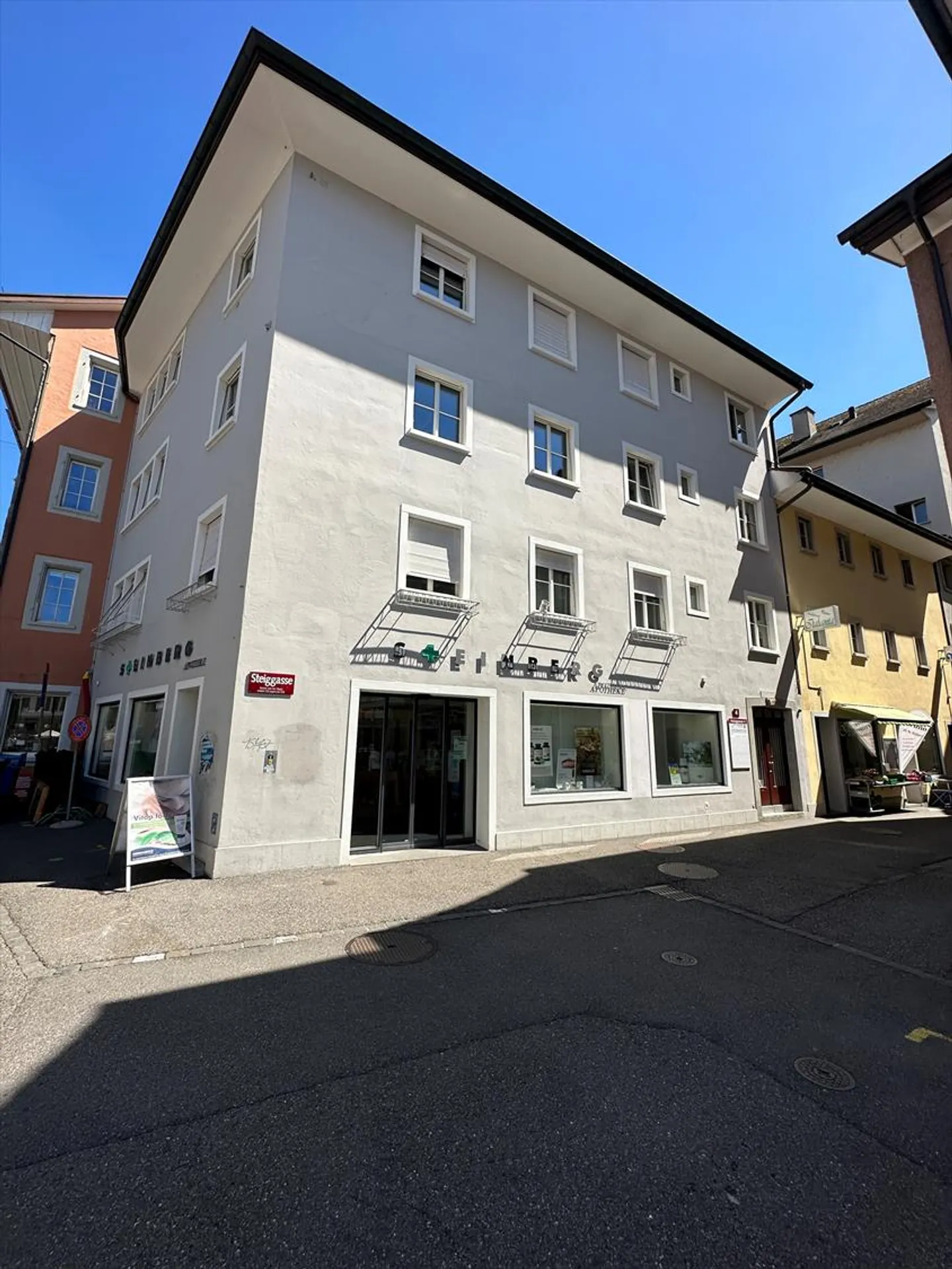 Newly renovated apartment in the old town of Winterthur - Photo 1 of 8