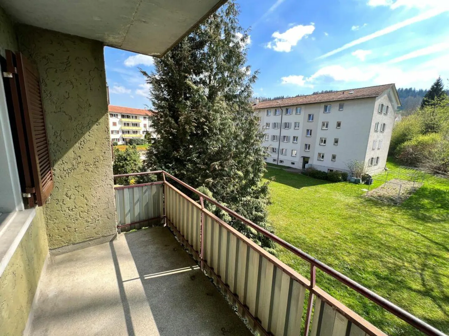 Family-friendly old apartment with balcony in a quiet location - Photo 7 of 7