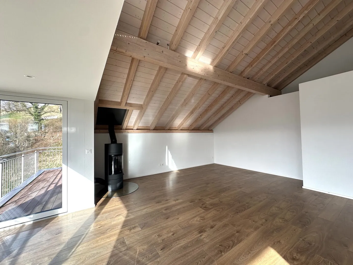 Casa unifamiliare con ascensore e vista mozzafiato! - Foto 2 di 12