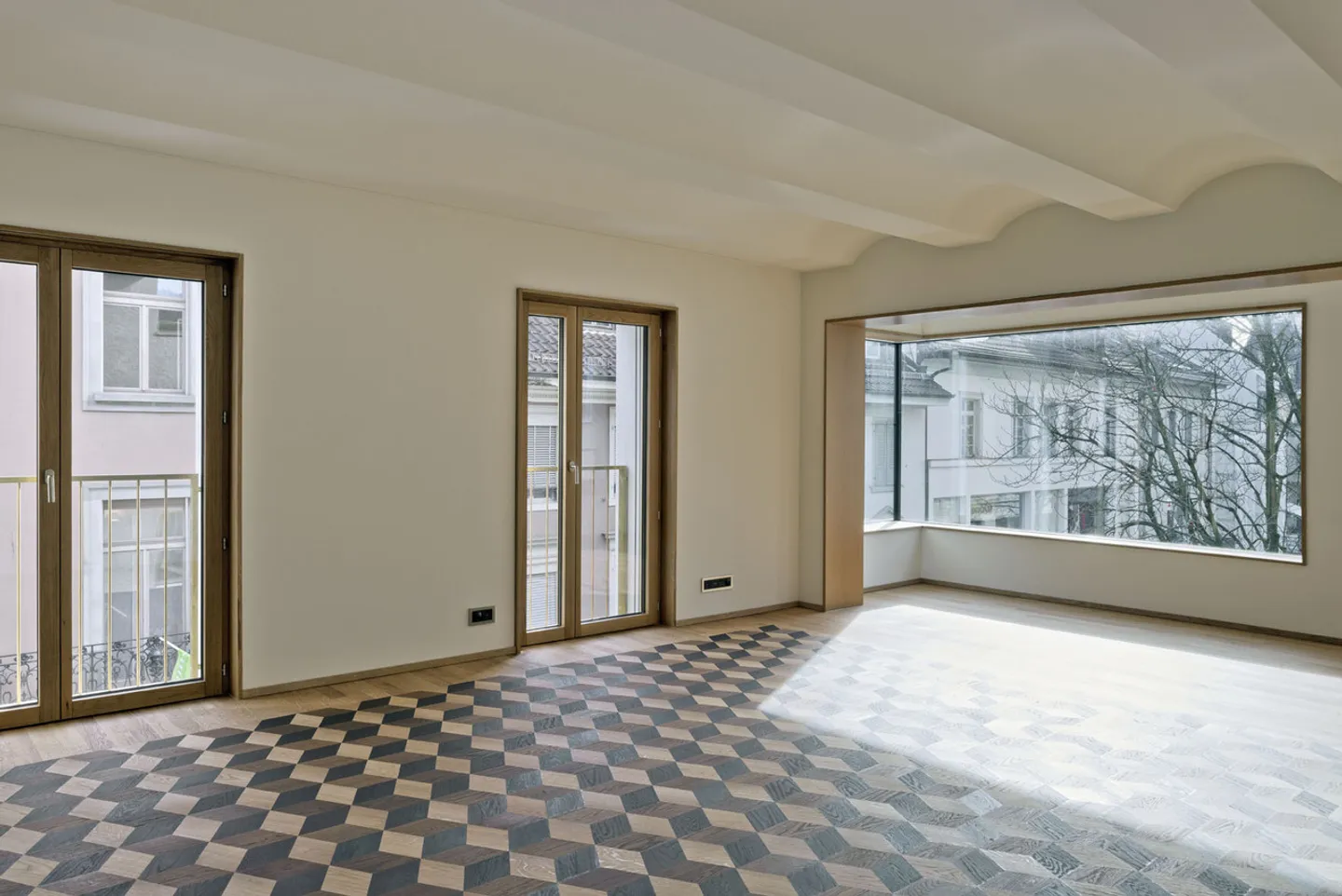 Your new commercial rental space in the beautiful old town of Baden - Photo 2 of 12