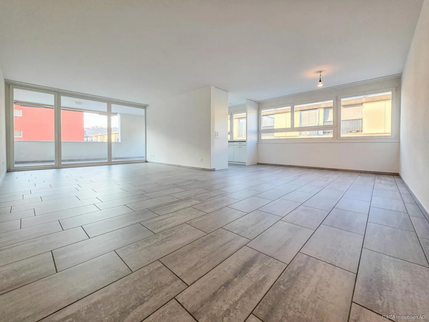 Appartement ensoleillé près de la gare avec beaucoup d'espace et de confort - Photo 3 sur 13