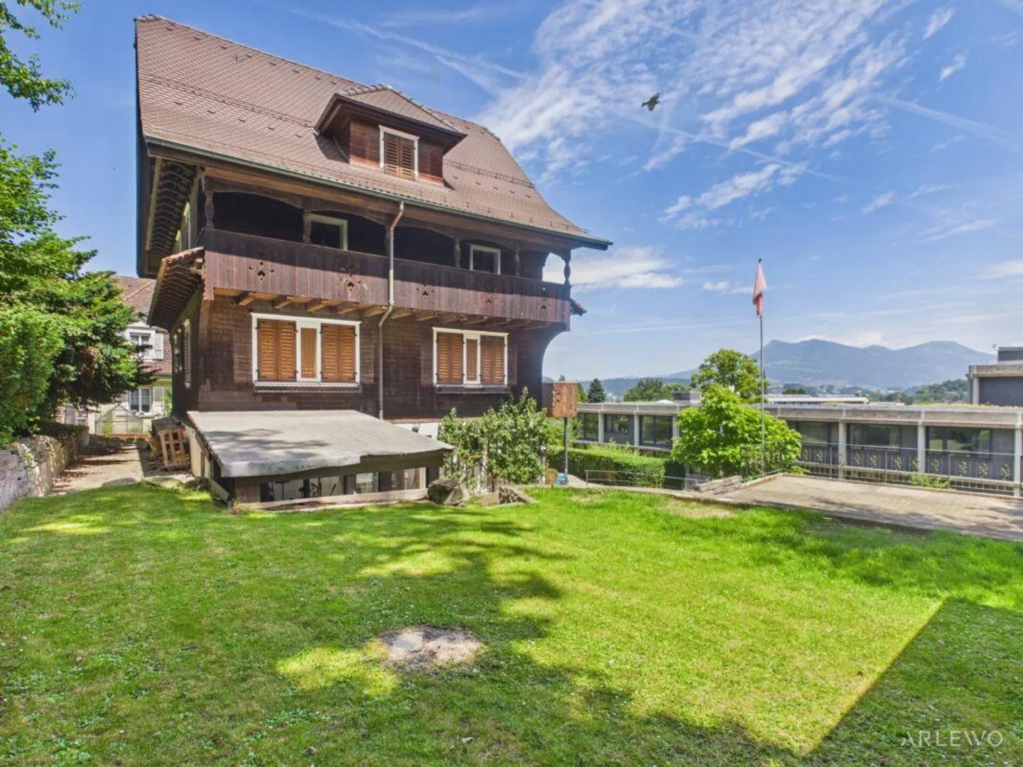 Chalet with panoramic view and large garden paradise - Photo 1 of 14