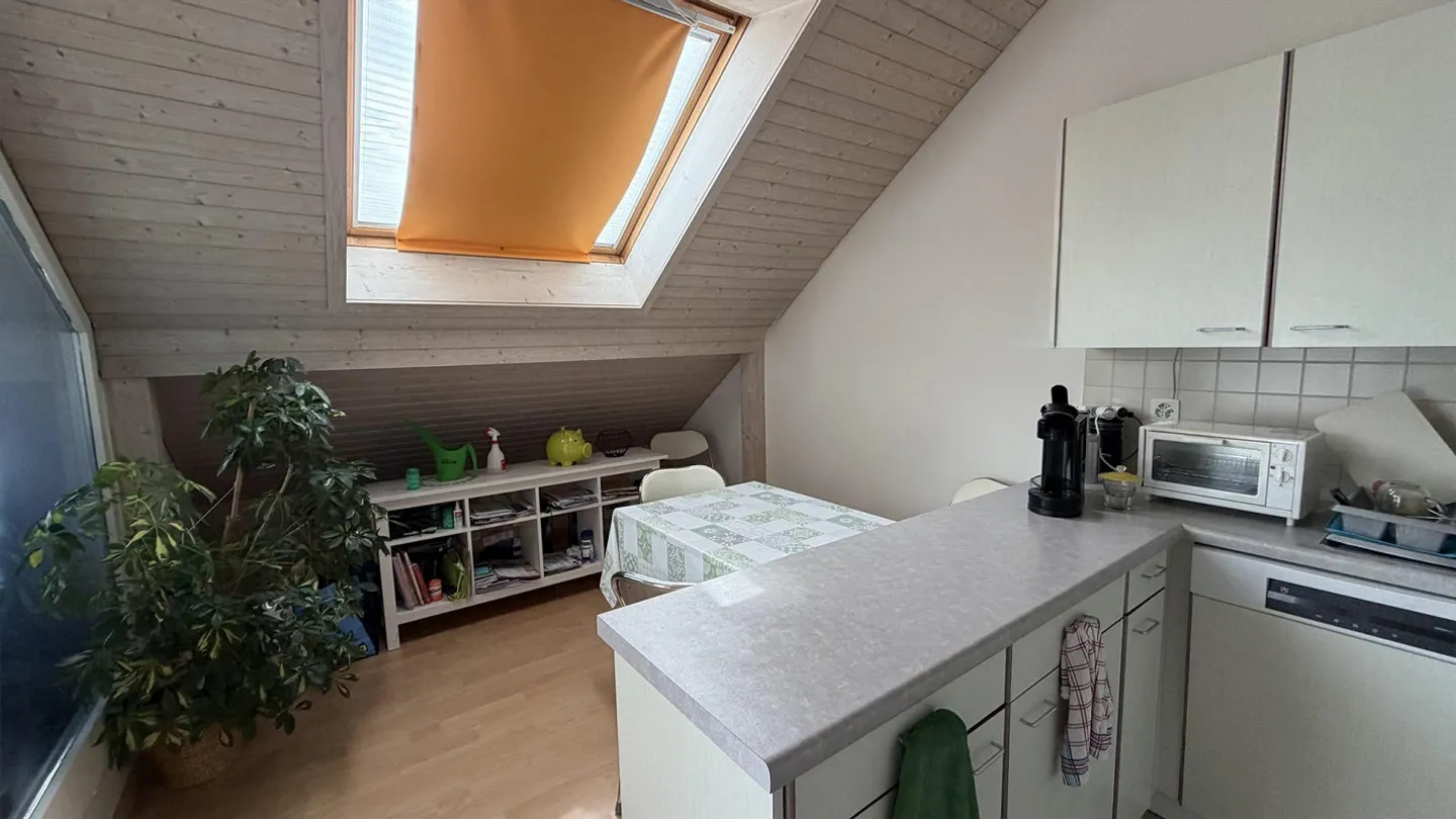 Charmante Dachwohnung in Tann - Foto 5 von 8