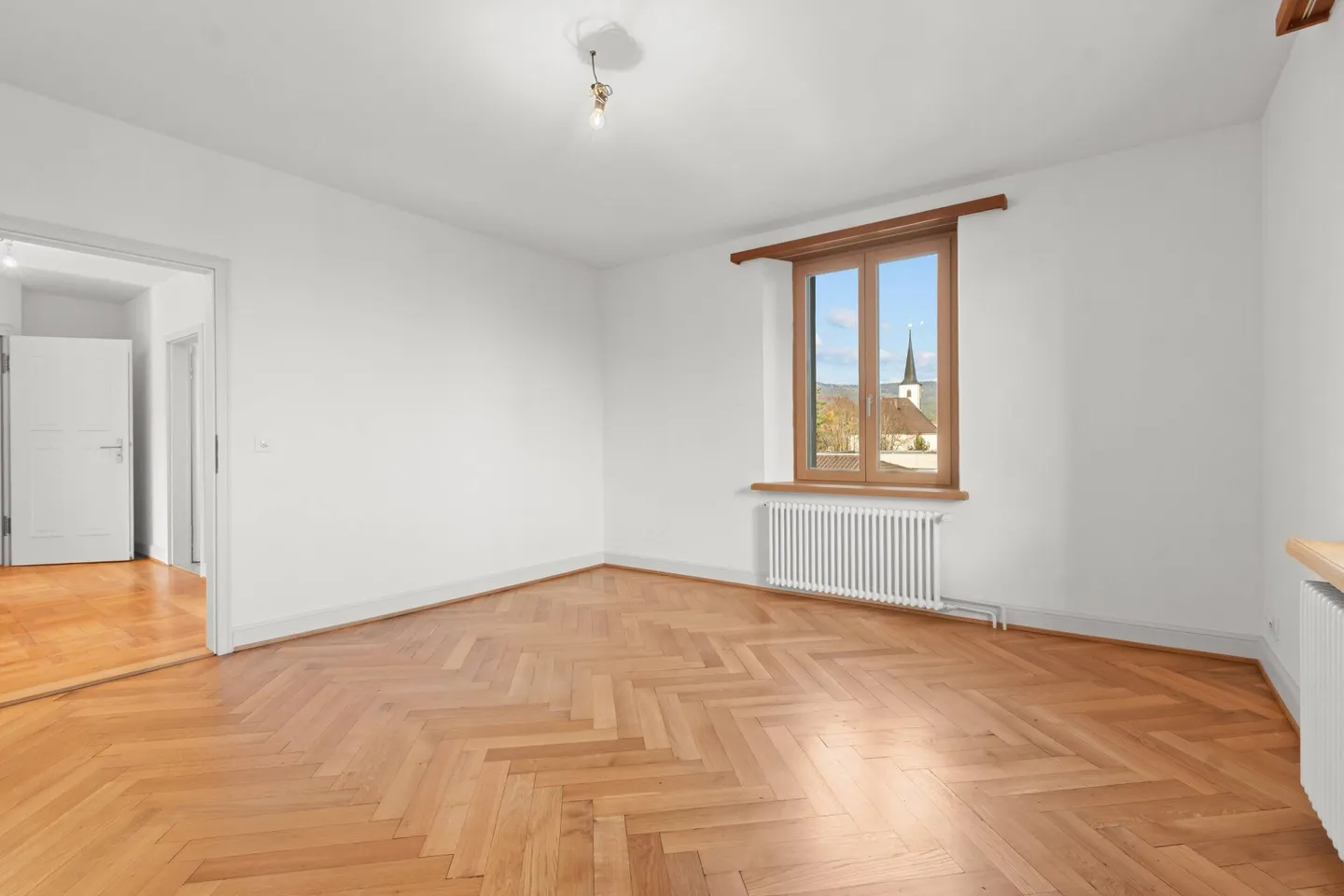 Attico su più piani con balcone e vista fantastica! - Foto 13 di 15