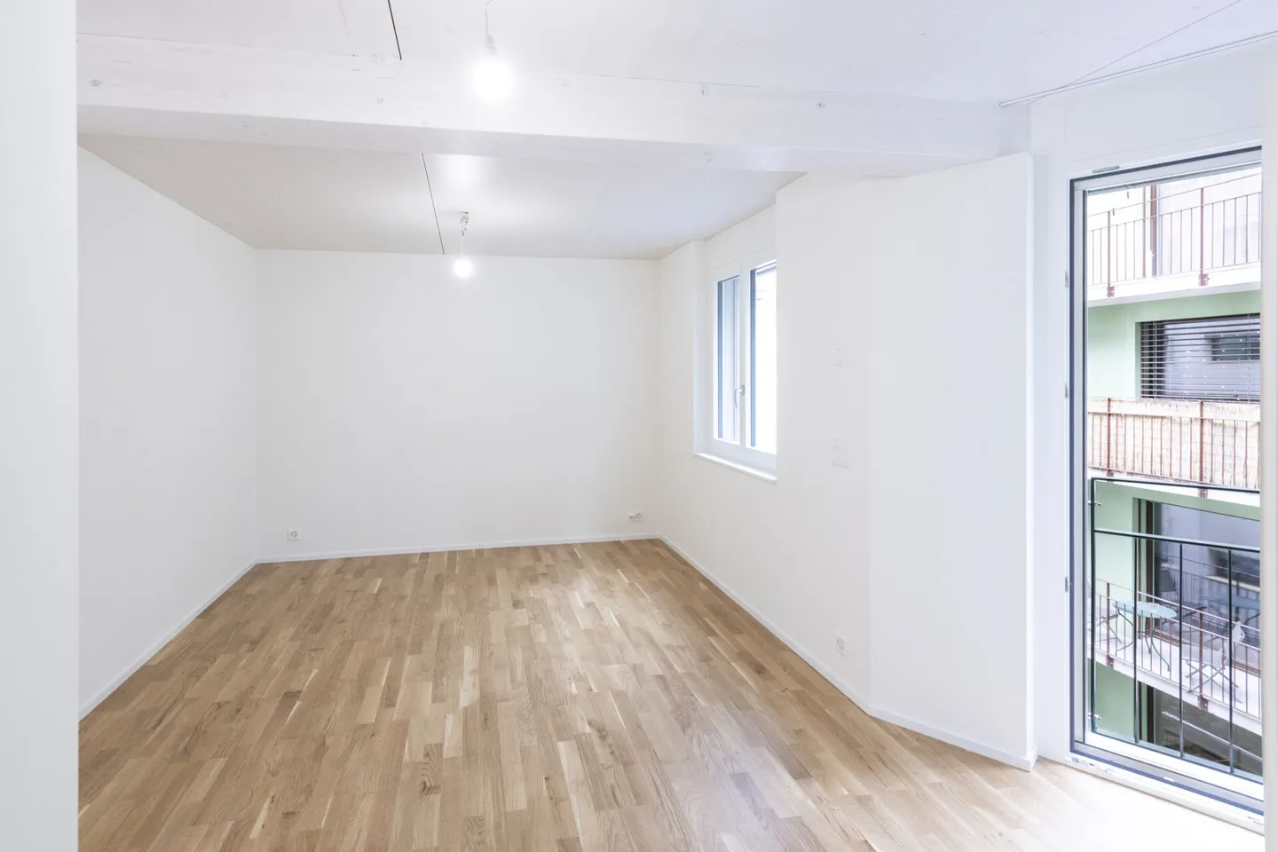 Appartamento Loft Moderno con Loggia vicino a Helvetiaplatz - Foto 7 di 10