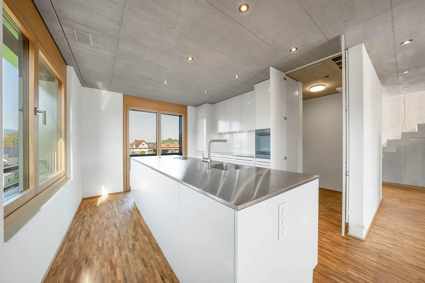 Moderne Attikawohnung mit Aussicht - Foto 4 von 17