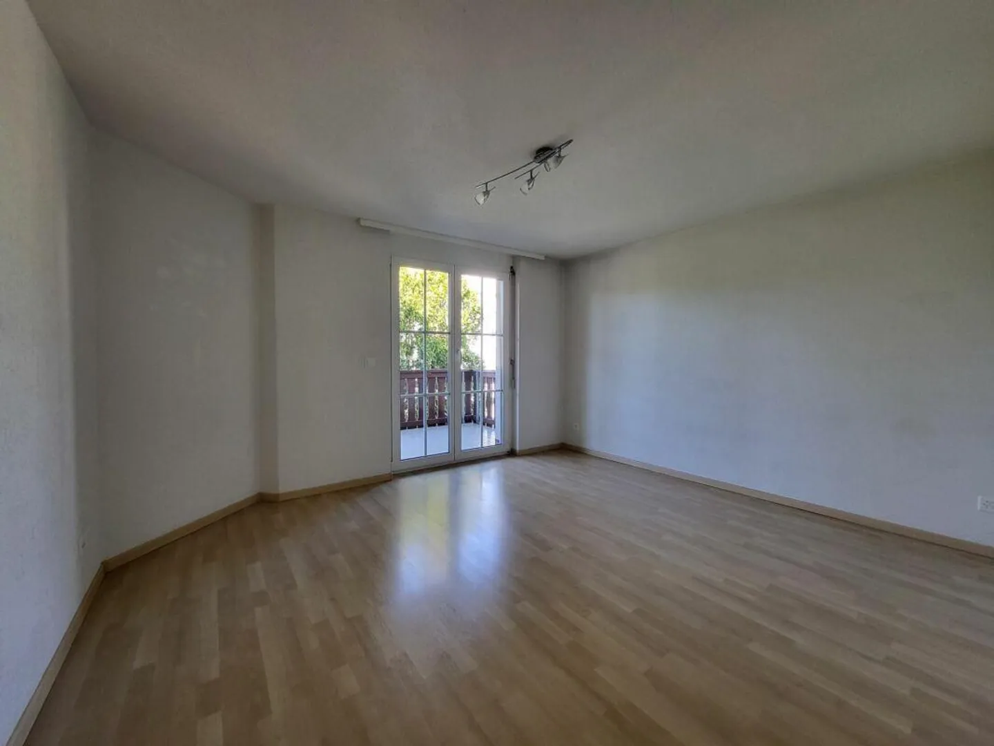 Appartamento idilliaco di 3,5 stanze cerca nuovi inquilini - Foto 6 di 8