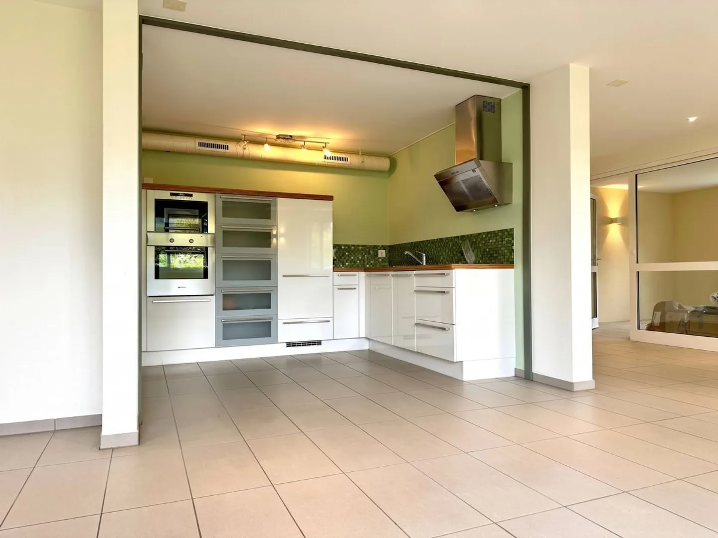 Loft, luminoso e spazioso - Foto 2 di 10