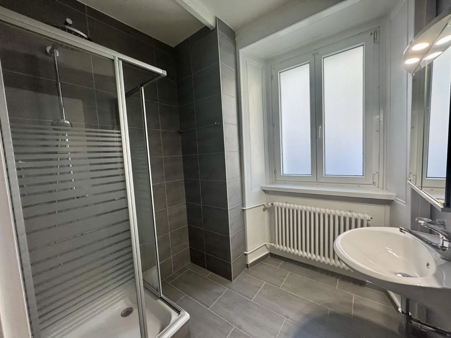 Renovated! 1st net rent OFFERED! - Photo 8 of 8