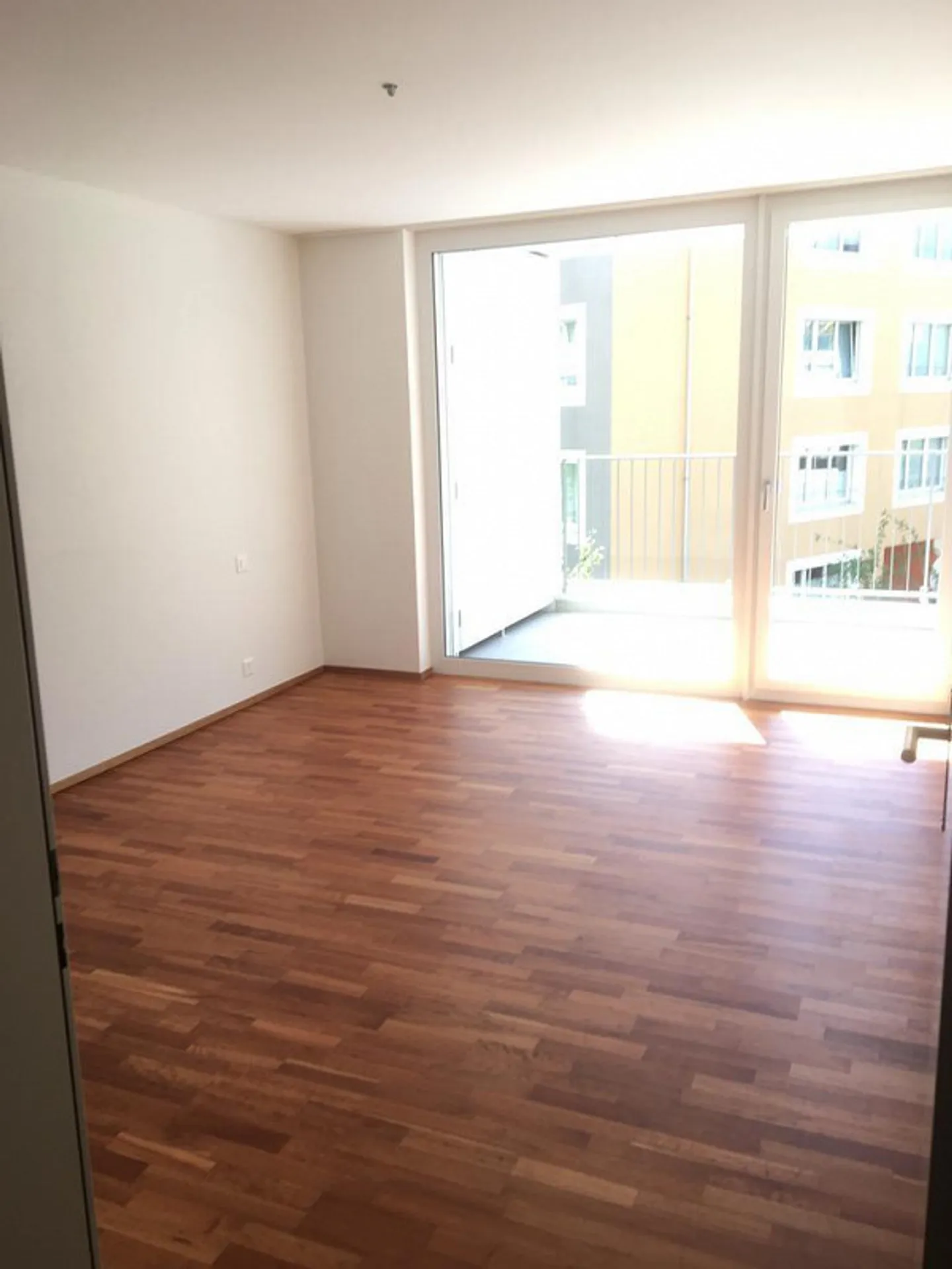 Lichtdurchflutete, grosszügige 3-Zimmer-Wohnung an sonniger Lage - Foto 8 von 10