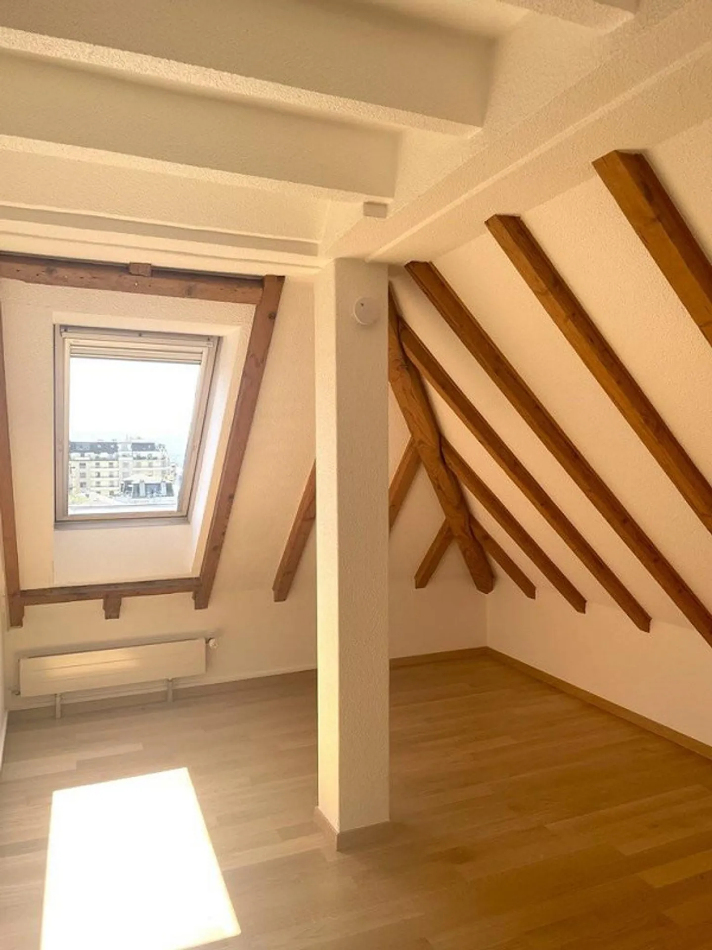 4-room attic close to Champel - Russian Church - Photo 8 of 12