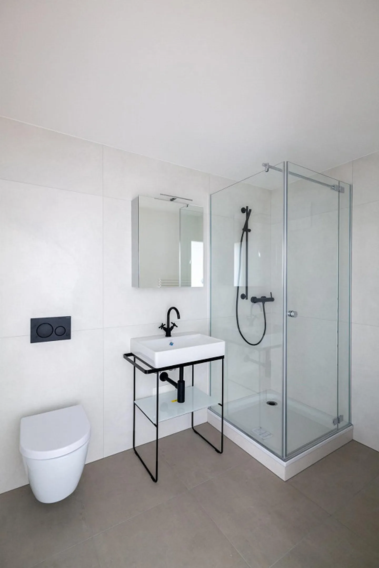 Appartement moderne de 3 pièces de haute qualité avec charme ancien - Photo 5 sur 13