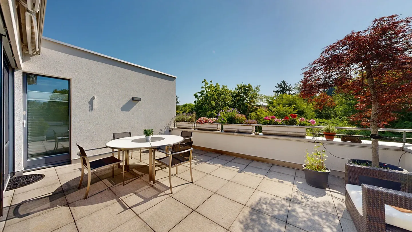 Moderne Attikawohnung mit Terrasse - Foto 18 von 23