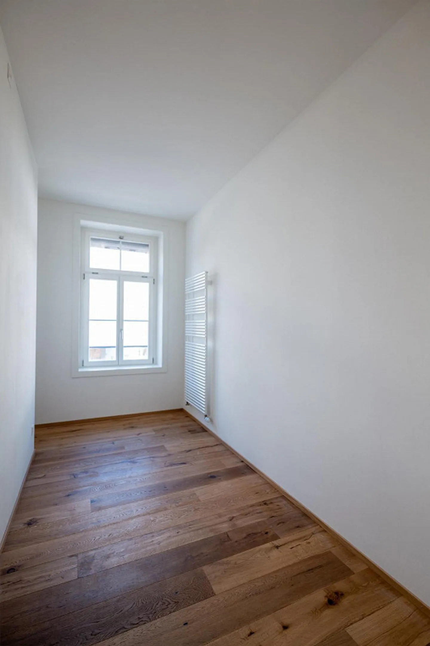 Appartement moderne de 3 pièces de haute qualité avec charme ancien - Photo 10 sur 13