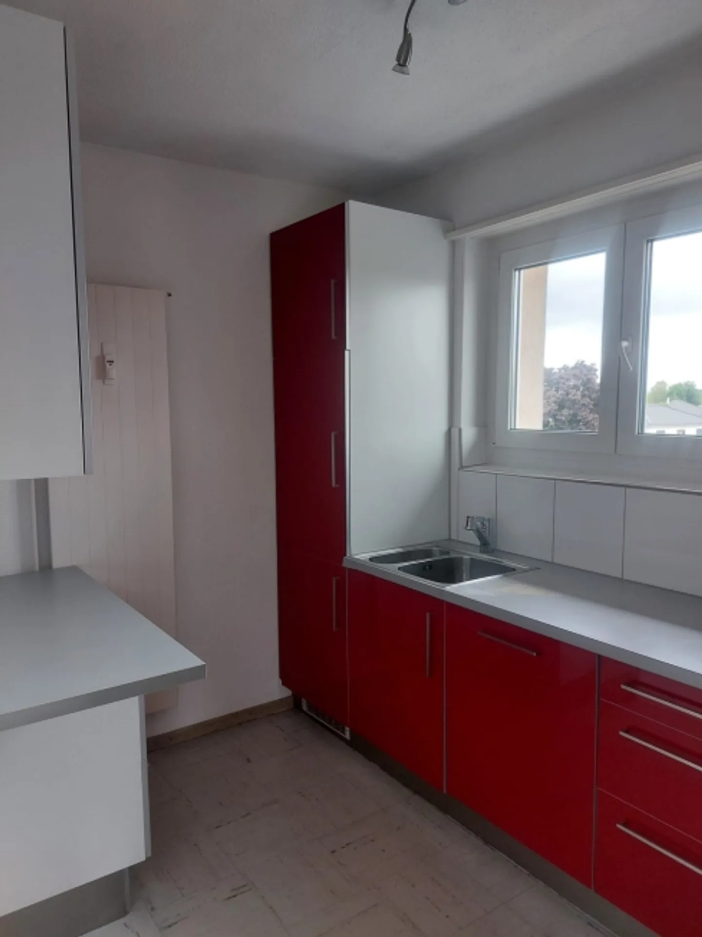 Appartamento accogliente di 4,5 stanze a Kriegstetten, Canton SO - Ideale per famiglie - Foto 2 di 9