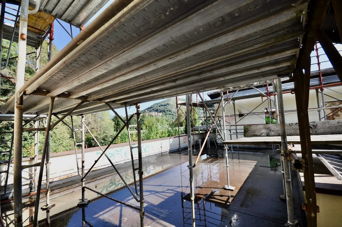 Villa à rénover entourée d'un grand parc avec beaucoup d'intimité - Photo 21 sur 24