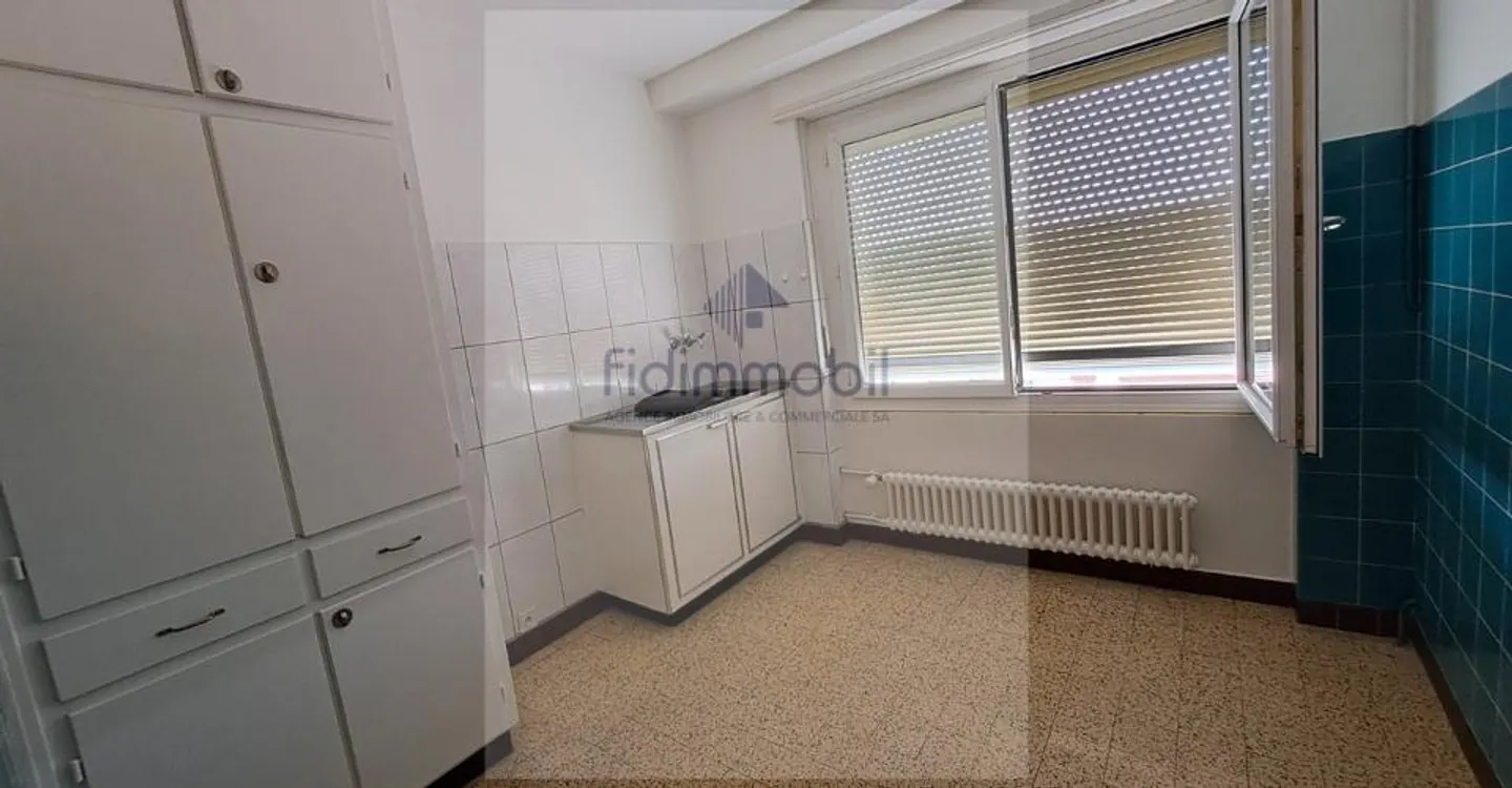 Zu vermieten, 2 Zimmer, Combe-Grieurin 37b, La Chaux-de-Fonds - Foto 3 von 5