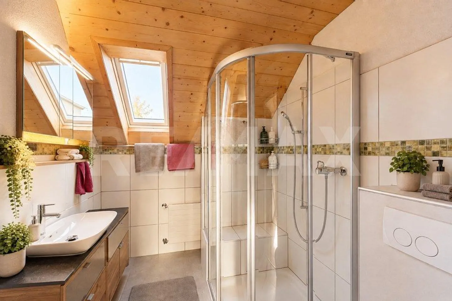 Maison familiale de 6,5 pièces avec beaucoup d'espace, grand jardin... - Photo 7 sur 13