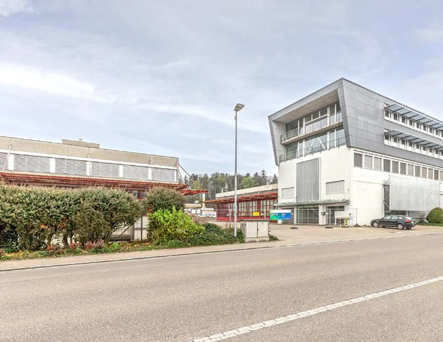 Ufficio in Steinackerstrasse 19 a Kloten - Foto 1 di 2