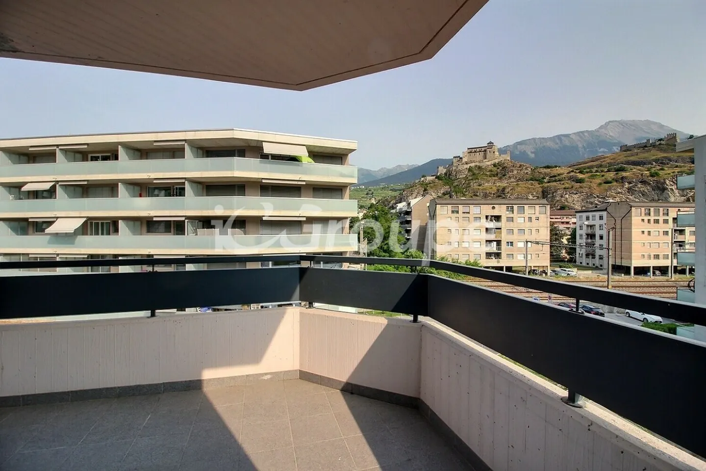 Studio for rent a few steps from downtown Sion - Photo 4 of 5
