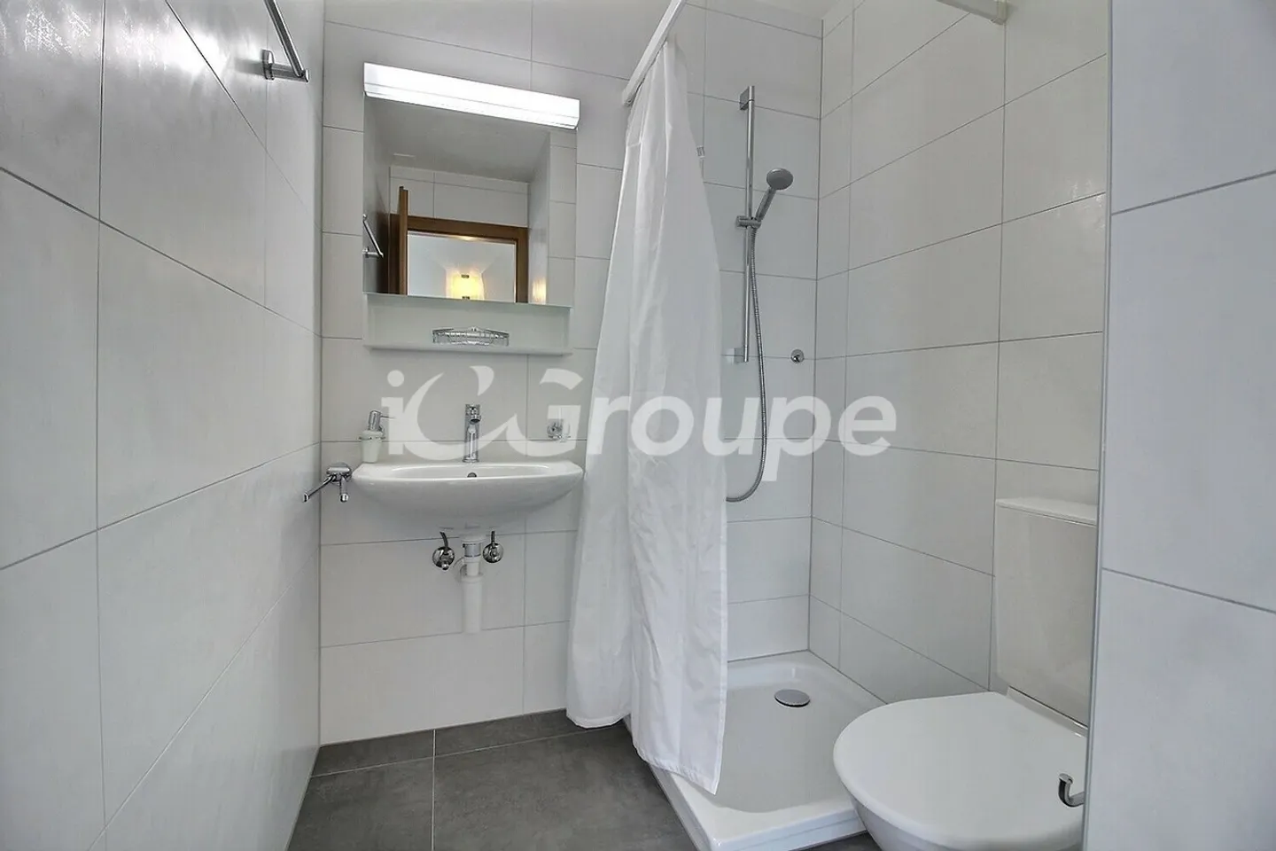 Studio for rent a few steps from downtown Sion - Photo 5 of 5