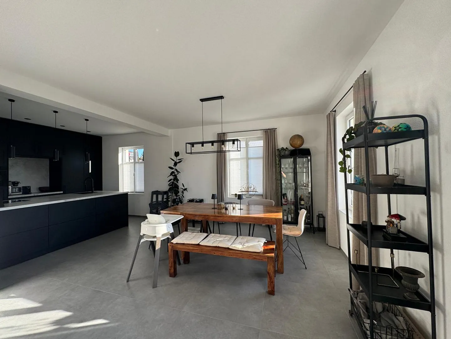 Freshly renovated single/multi-generational house in Flawil - Photo 2 of 17