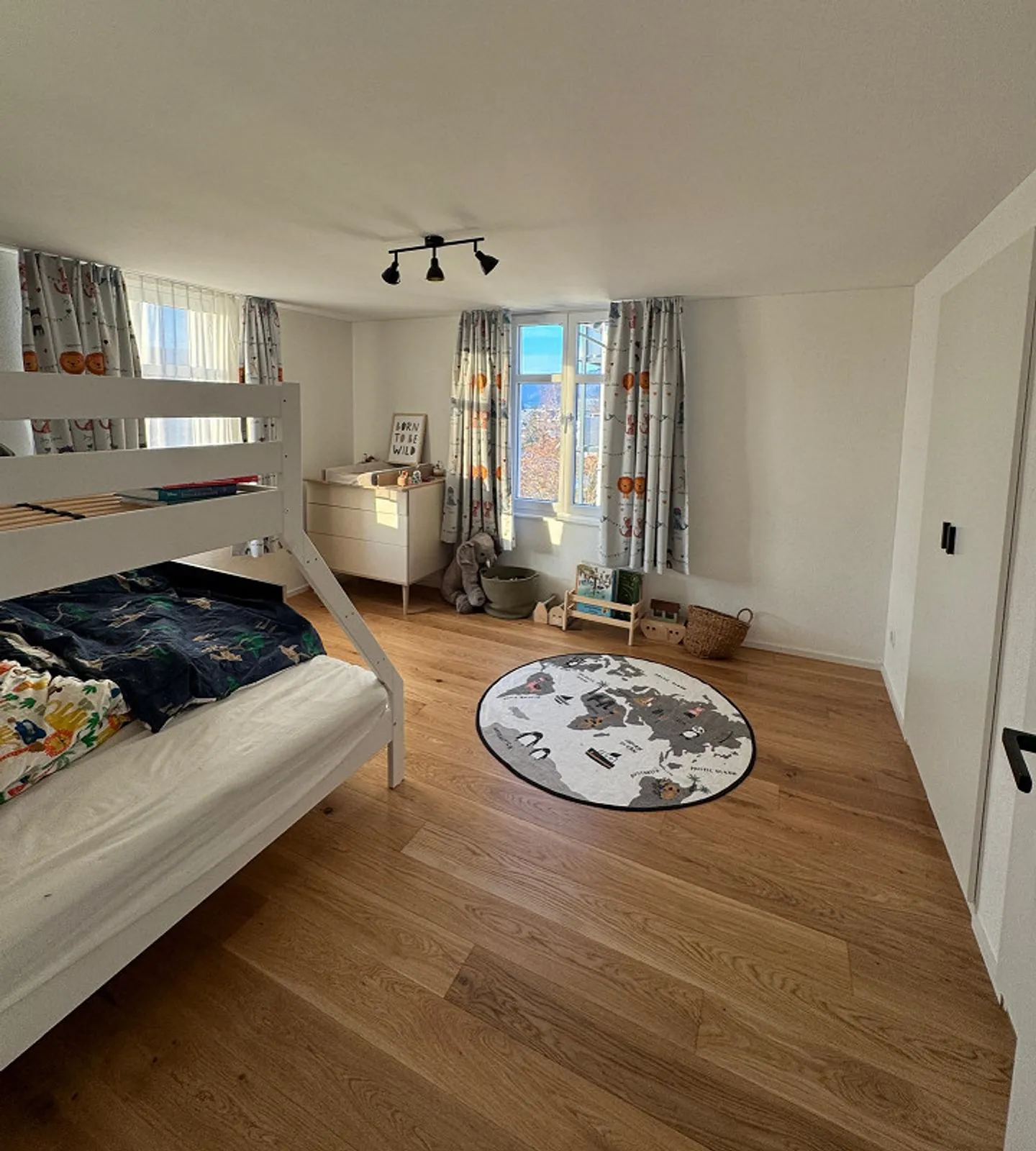 Freshly renovated single/multi-generational house in Flawil - Photo 14 of 17