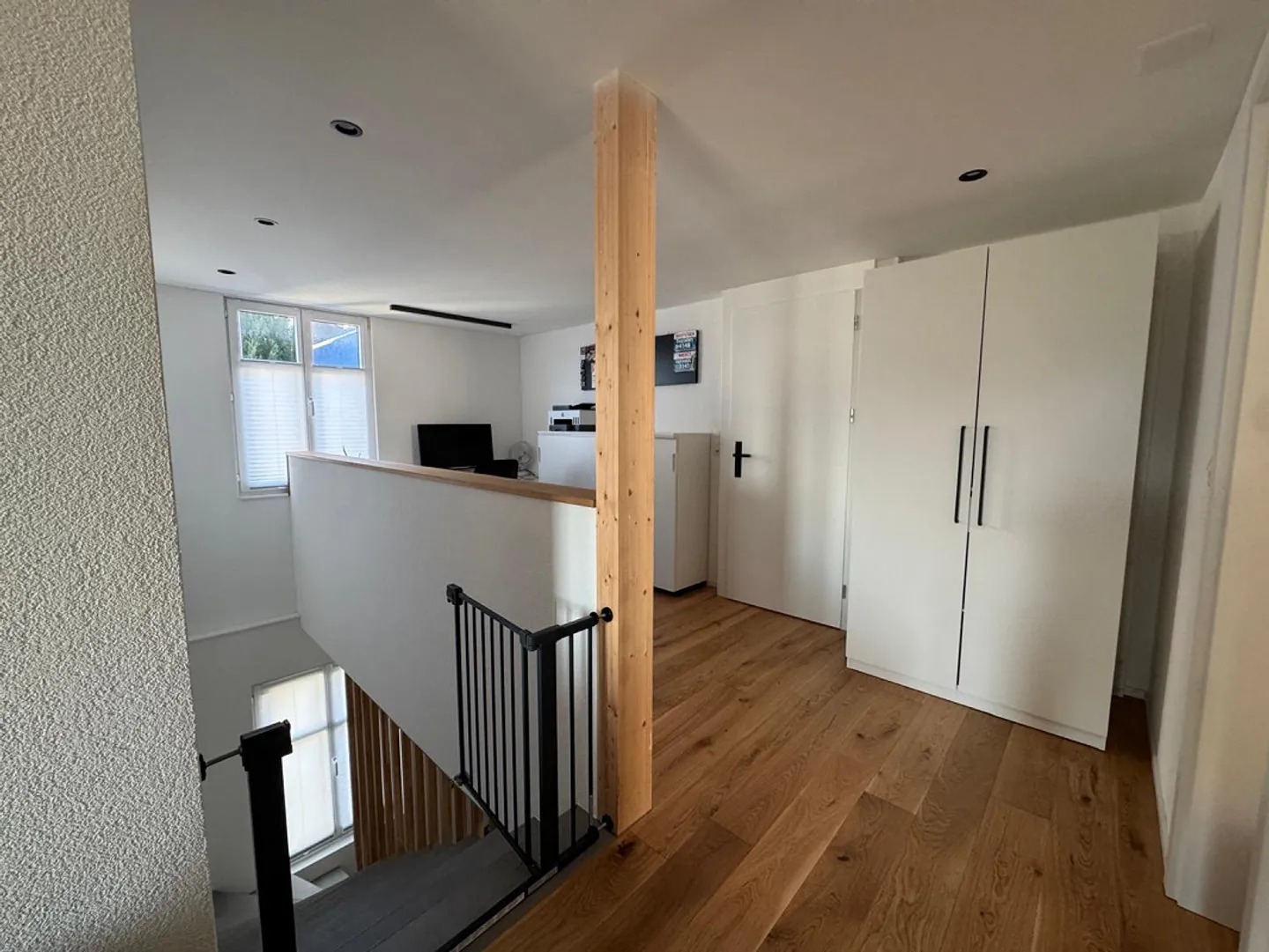 Freshly renovated single/multi-generational house in Flawil - Photo 10 of 17