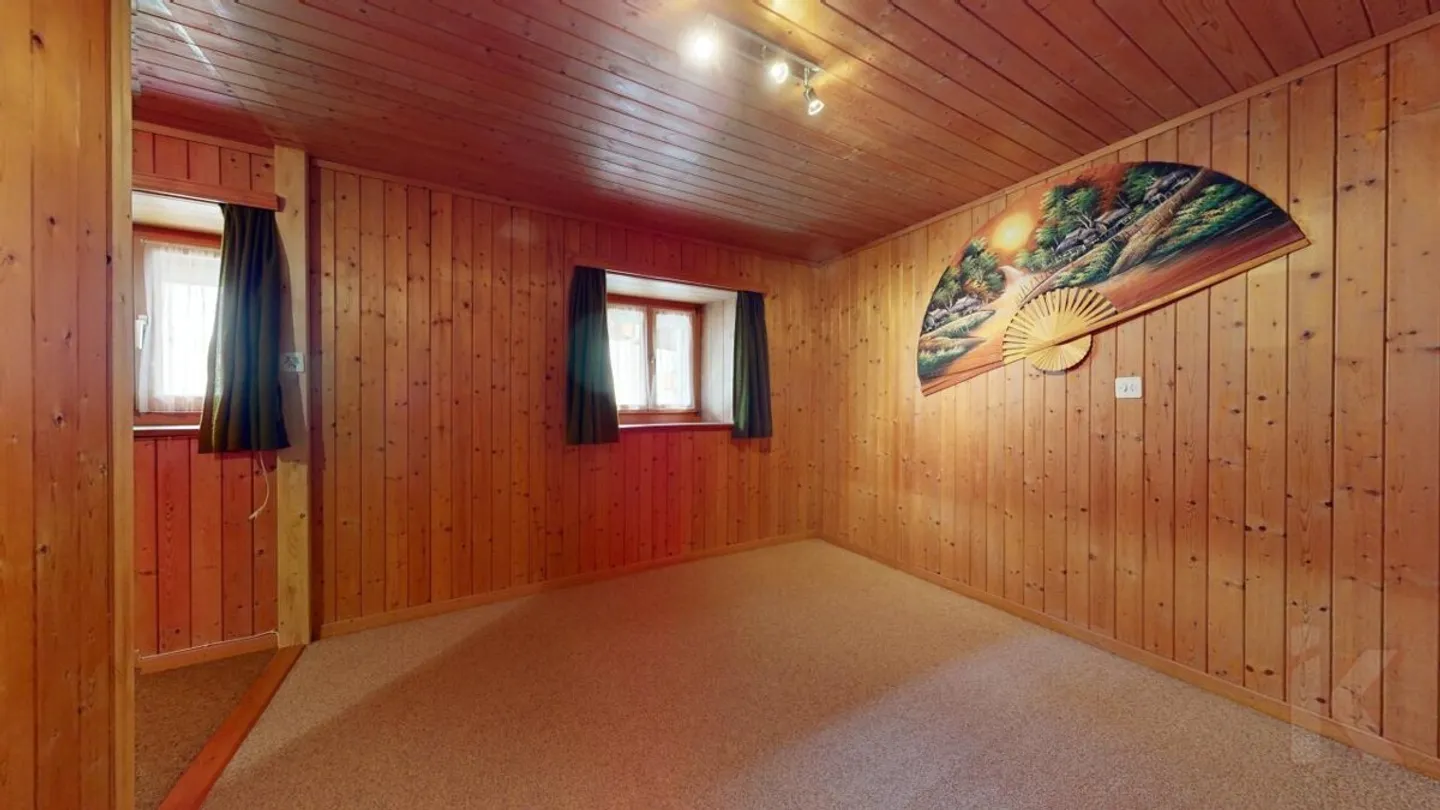 Geräumiges Bauernhaus an toller Aussichtslage bei Savognin - Foto 11 von 13