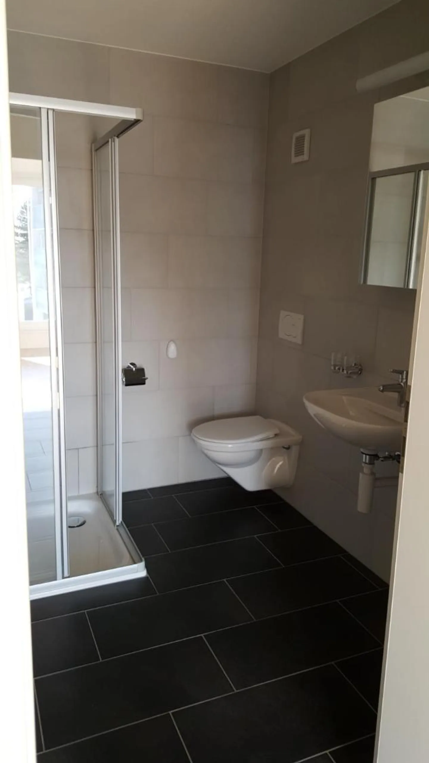 Appartement spacieux 4 pièces - Photo 6 sur 6