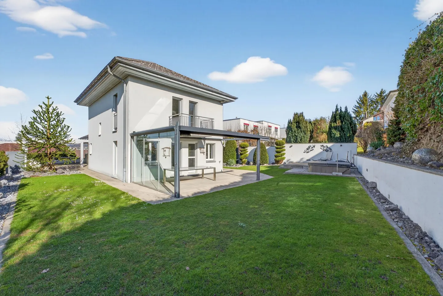 Stylish Single-Family Home with Exclusive Garden and Outdoor Oasis - Photo 3 of 25