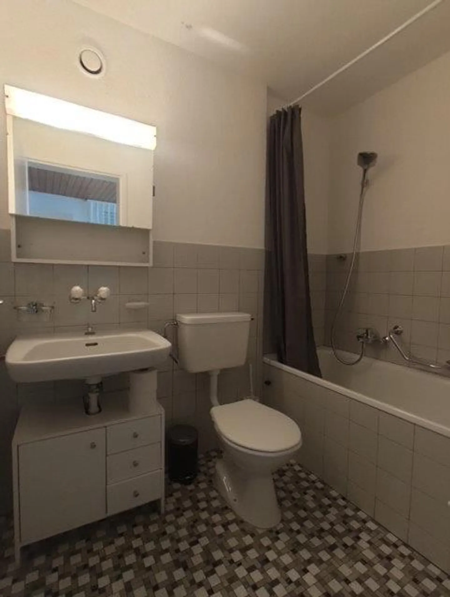 Appartement 1,5 pièces à louer près de la gare - Photo 3 sur 3