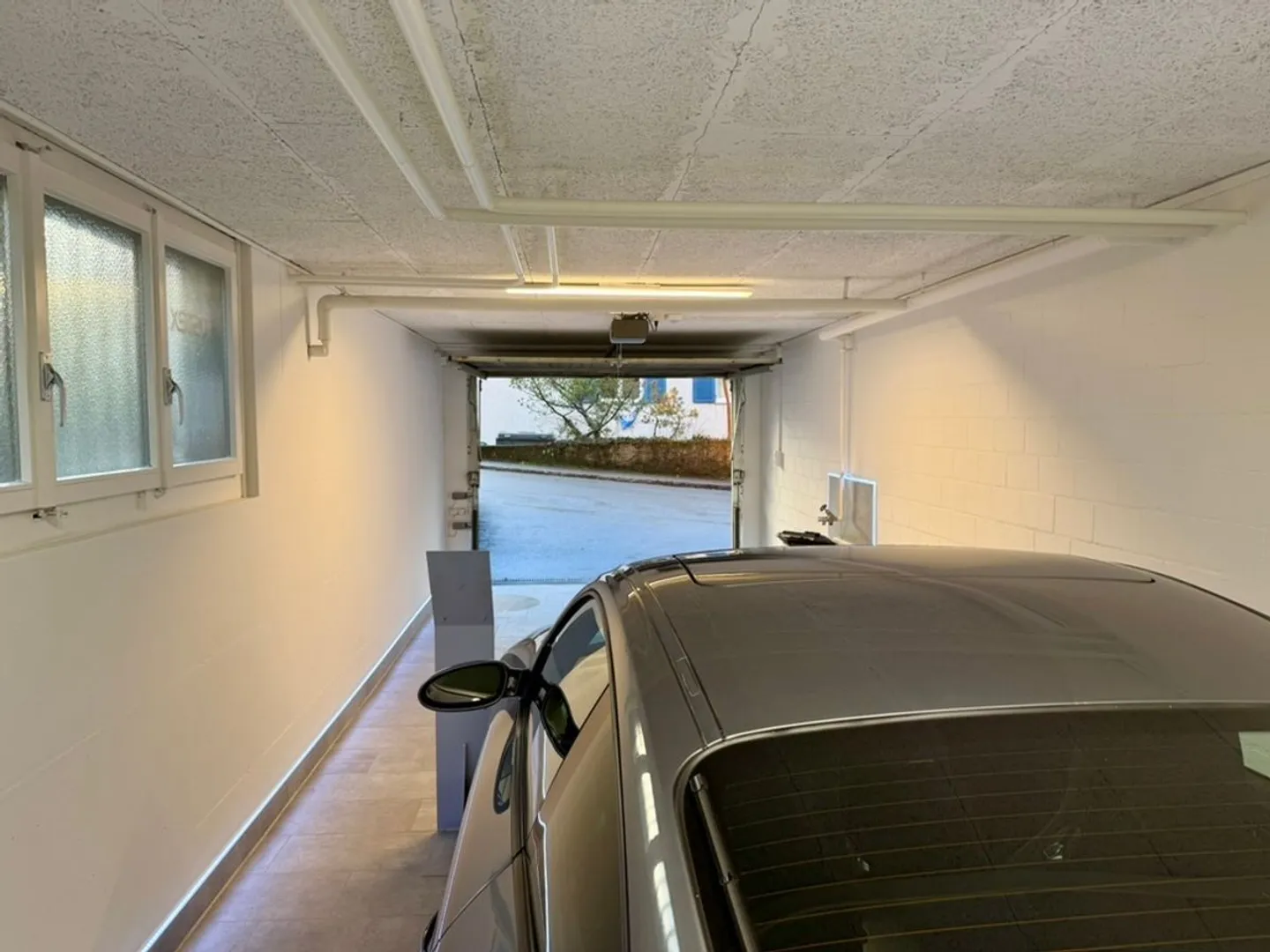 Double Garage / Hobby Room for Rent - Photo 3 of 6