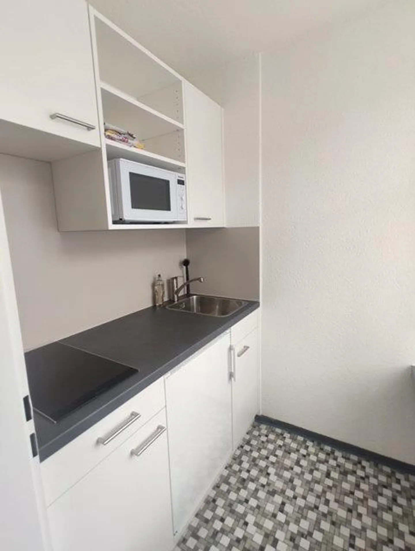 Appartement 1,5 pièces à louer près de la gare - Photo 1 sur 3