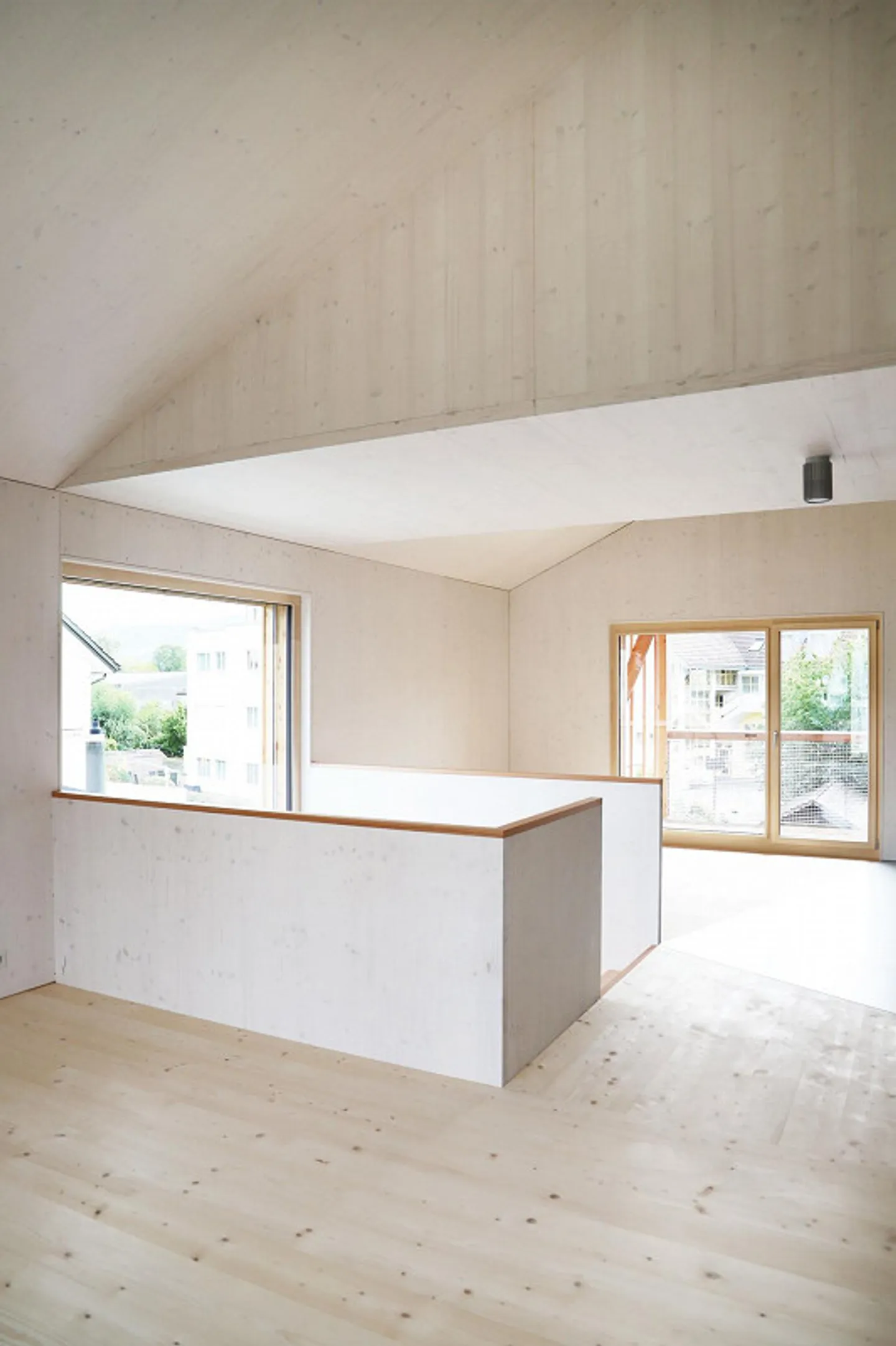 3.5 Zimmer- Maisonette Wohnungen in Holz - Foto 2 von 14