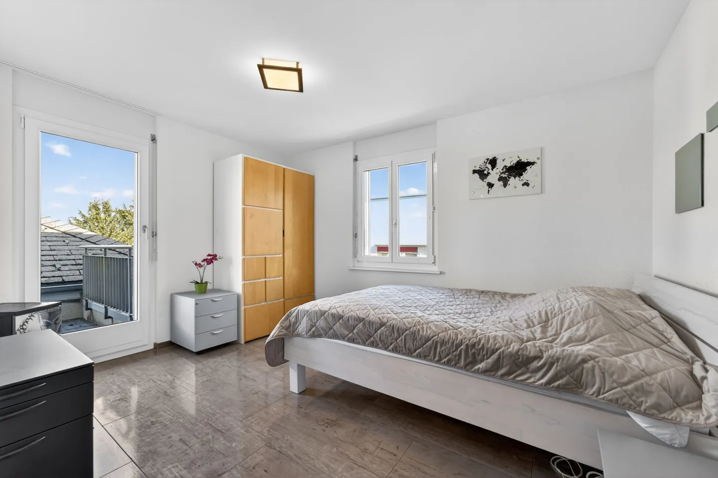 Stylish Single-Family Home with Exclusive Garden and Outdoor Oasis - Photo 12 of 25