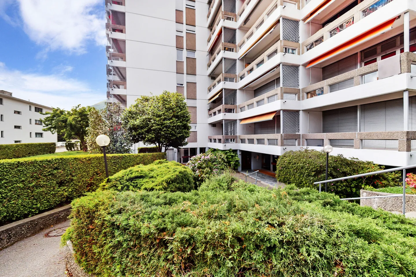 Affittasi posteggi esterni interni - Foto 1 di 1