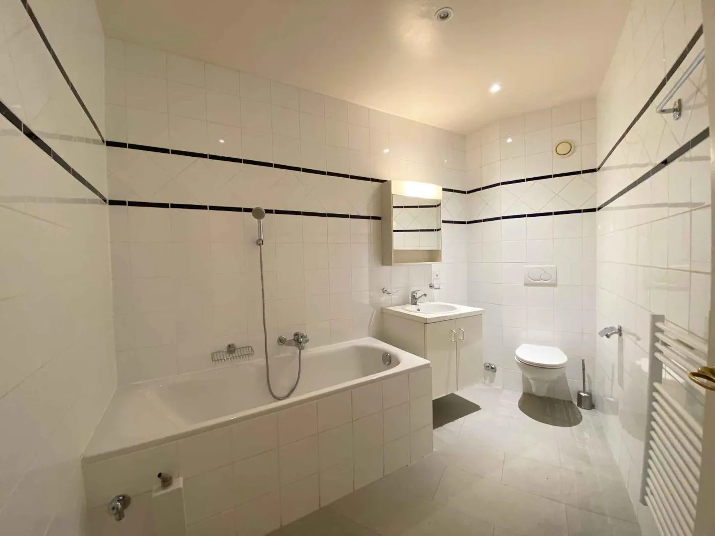 Appartement 5 pièces charmant - Photo 8 sur 11