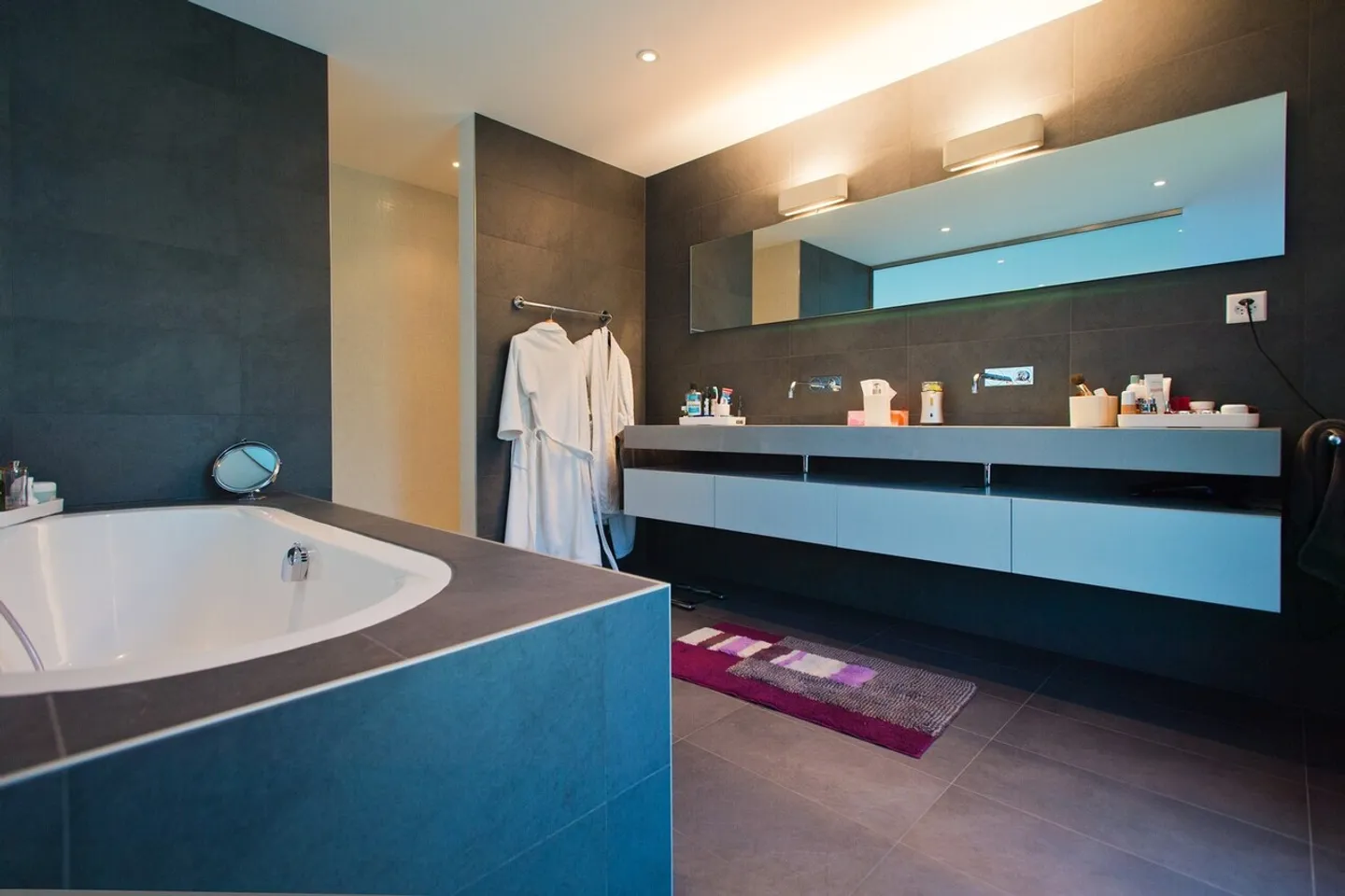 Villa moderne avec piscine et vue - Photo 6 sur 9