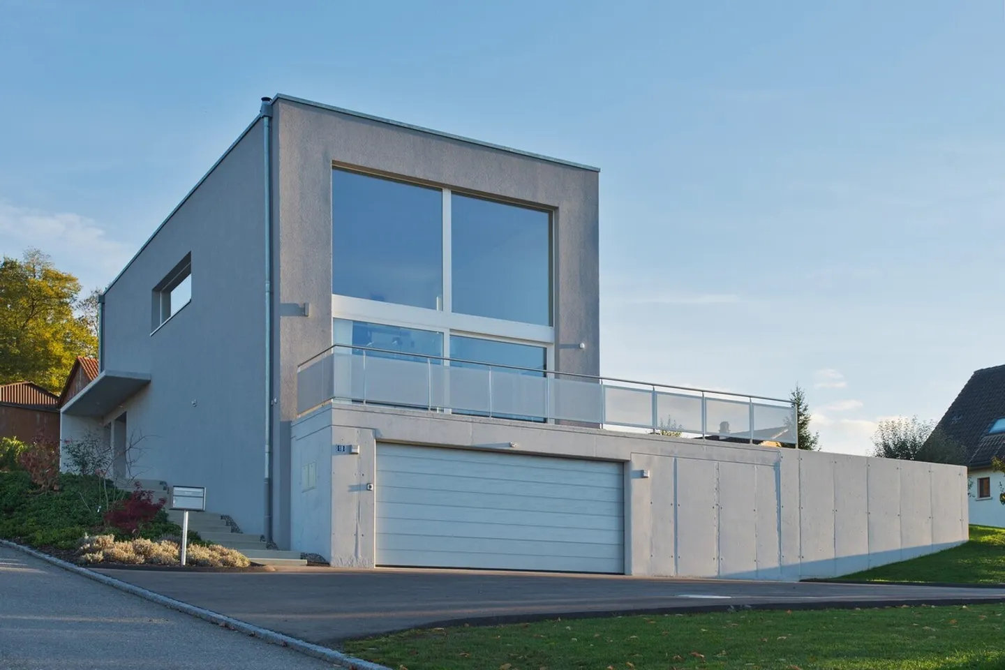 Villa moderne avec piscine et vue - Photo 8 sur 9